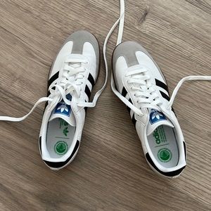 Samba sneakers 7,5M